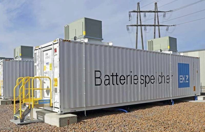 Mitglied EKZ nimmt grösste Batterie der Schweiz in Betrieb