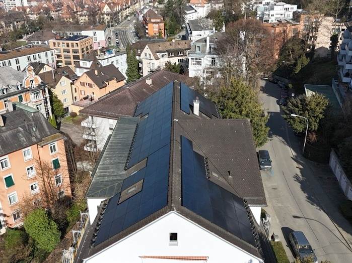 Photovoltaik Mehrfamilienhaus Zürich